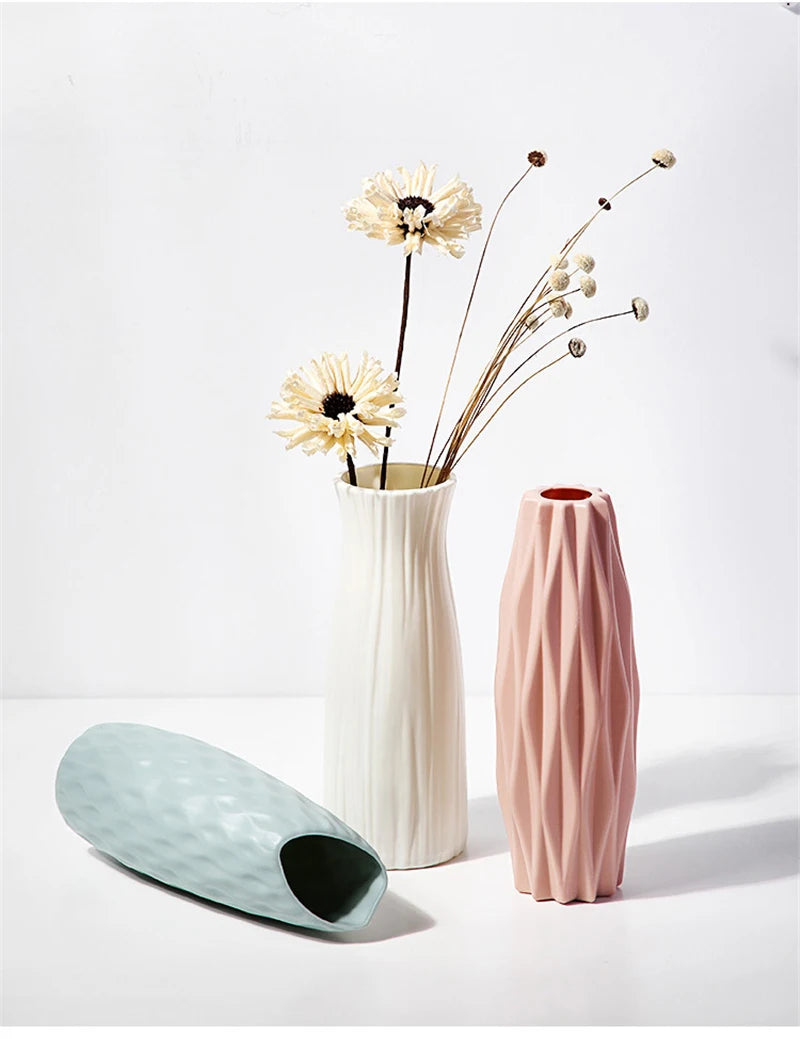 Nordic Cream Flower Vase